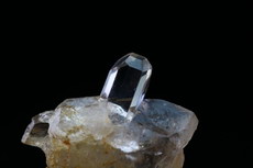 トパーズ / クウォーツ(水晶) (Topaz / Quartz)