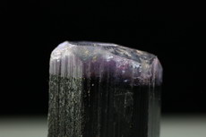 Farbloser - violeter / schwarzer Turmalin Kristall