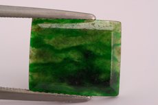 Geschliffene Jade