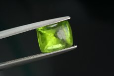 Geschliffener Peridot (Cabochon)