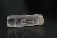 Hambergit Doppelender Kristall