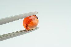 Fine orangey cut Spessartine