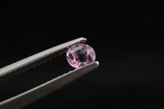 Pinkfarbige geschliffene Rubellite