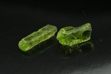 Feine  Peridot Kristalle