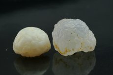 2 Botryoidale Chalcedon 