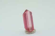 スピネル (Spinel)