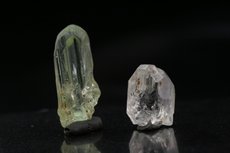 Zwei Chrysoberyll Kristalle