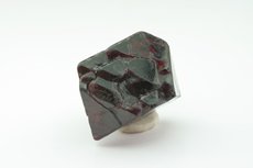 Tiefroter Spinel Kristall