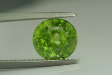 Feiner geschliffener Peridot