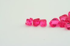 スピネル (Spinel)