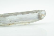 Cristal de Sillimanita (Fibrolita)