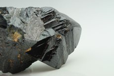 Multiple twinned Cassiterite Crystal 