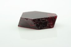 スピネル (Spinel)