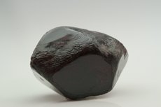 スピネル (Spinel)