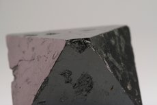 スピネル (Spinel)