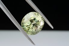 Yellowish green faceted Diopside