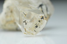 Schöner Topas- Kristall in Matrix Mogok