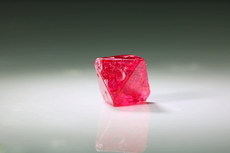 Fine Spinel Octahedron Crystal