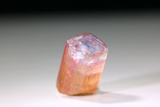 Seltener pink-orange-bläulicher  Turmalin Crystal Letpanhla