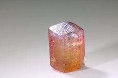 Seltener pink-orange-bläulicher  Turmalin Crystal Letpanhla