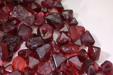 180 pcs. Spinel Crystals