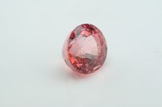 スピネル (Spinel)