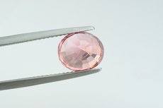 スピネル (Spinel)