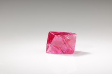 Fine red Spinel Crystal 6,75 cts