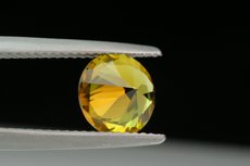 Gelber Chrysoberyll Brilliantschliff