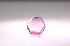 スピネル (Spinel)