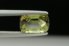 ダイオプサイド  (Diopside)