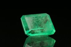 Top Fine faceted Emerald Colombia