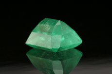 Top Fine faceted Emerald Colombia