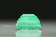 Top Fine faceted Emerald Colombia