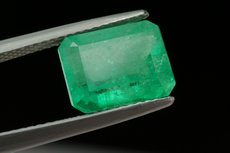 Top Fine faceted Emerald Colombia