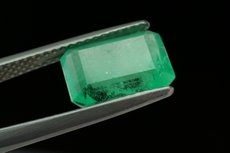 Top Fine faceted Emerald Colombia