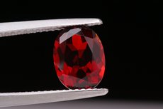 Top Deep red Clinohumite oval Cut Tanzania