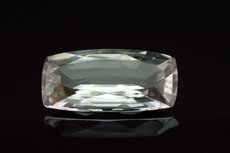 Top Faceted Forsterite 3,7 Carat