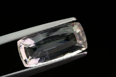 Top Faceted Forsterite 3,7 Carat