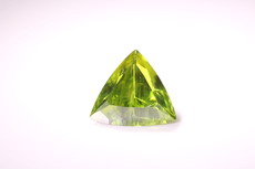 Schöner Demantoid Trillion-Schliff (Telyanskaya)