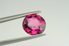 Fine purplish-red Tourmaline Cut 5 cts. Mozambique