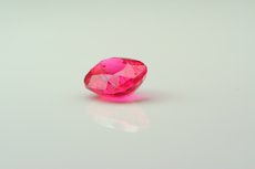 スピネル (Spinel)