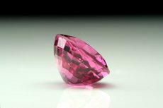 Purplish faceted Spinel