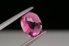 Purplish faceted Spinel