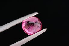 Fine pinkish red Spinel cut