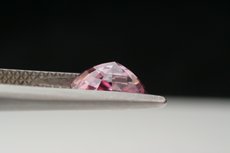 Light pink Spinel oval Cut