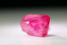 Fine Spinel Crystal 17 cts.