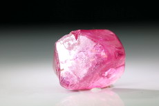 Fine Spinel Crystal 17 cts.