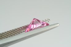 Top pinkfarbiger facettierter Spinel