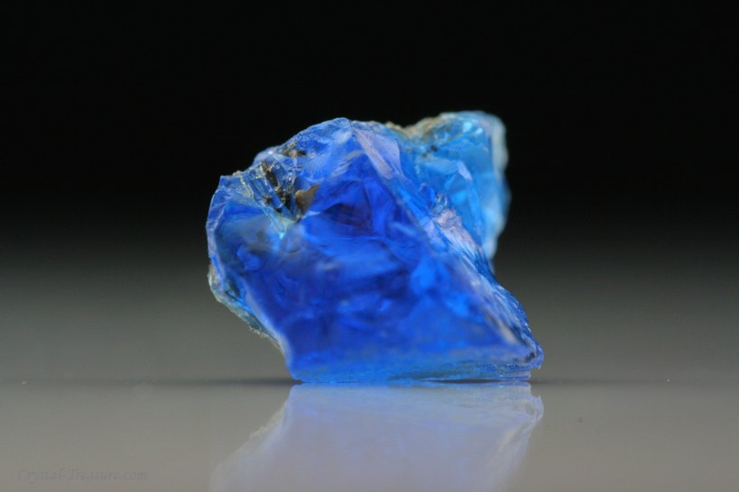 藍方石（藍宝石